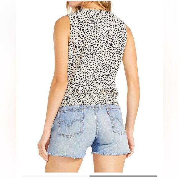 BB Dakota by Steve Madden
BB Dakota I Know a Spot Top - Picture 2 of 2